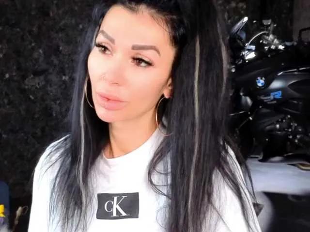 Try -BABAYAGA-, she wants to masturbate for you -BABAYAGA- from BongaCams