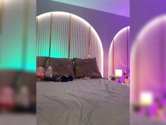 AmyBunnyy from BongaCams