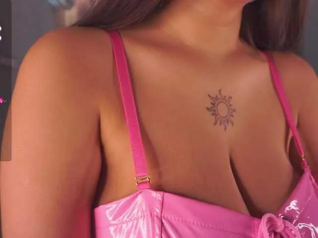 AnuricBriny from BongaCams