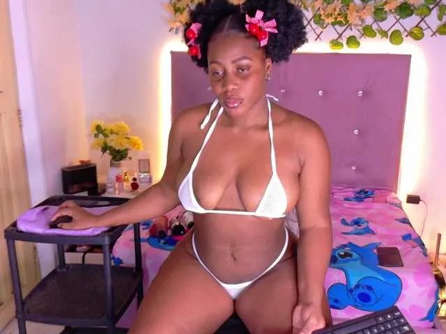 choco-dessert from BongaCams