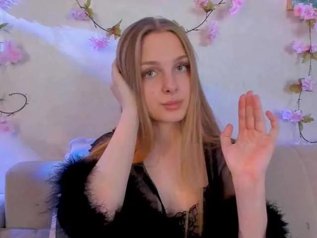 Cute CrimsonAura from BongaCams CrimsonAura from BongaCams