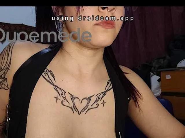 Duoemede from BongaCams