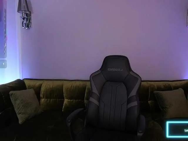 Watch FataleNellie, she wants to masturbate for you FataleNellie from BongaCams