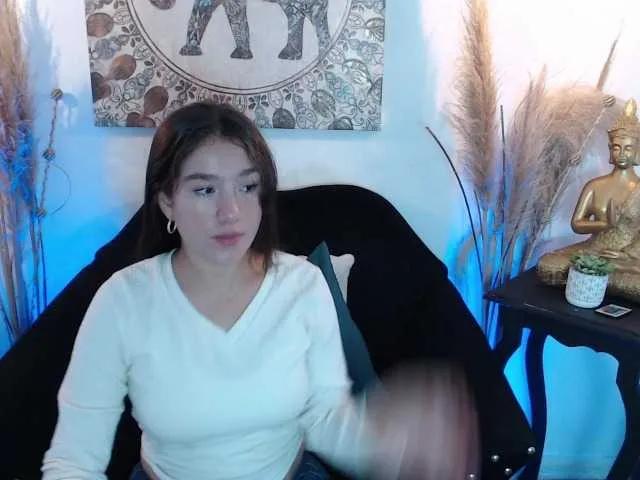 Naked GagingZhara wants you to fuck her body now GagingZhara from BongaCams