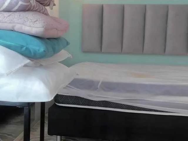 genesis44u from BongaCams