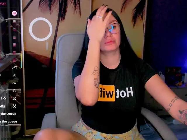 Watch Goldenwitchx, she wants to masturbate for you goldenwitchx from BongaCams