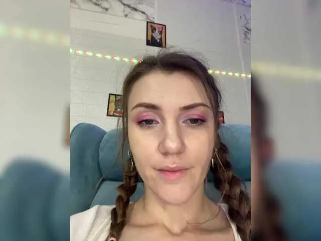 KristinaMoonx from BongaCams