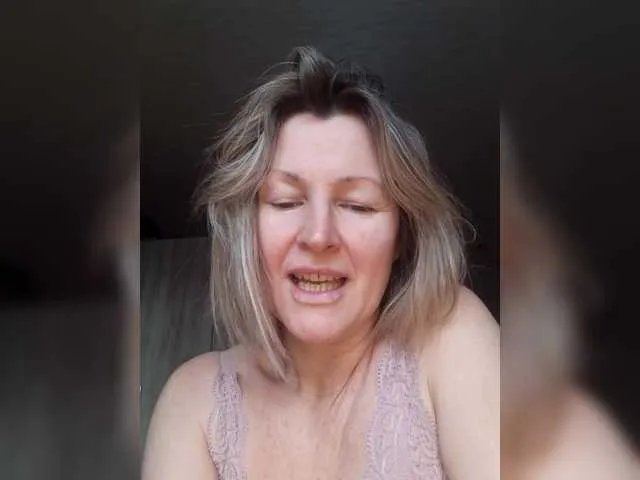 LagoonJoy from BongaCams