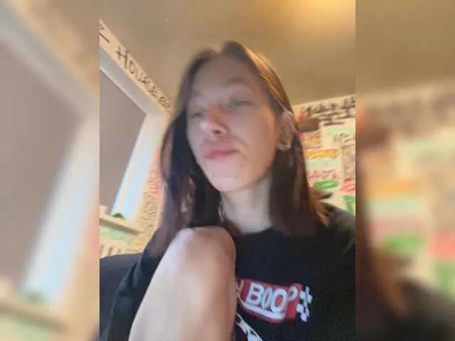 Slutty Lyricssa wants you to fuck her body now lyricssa from BongaCams