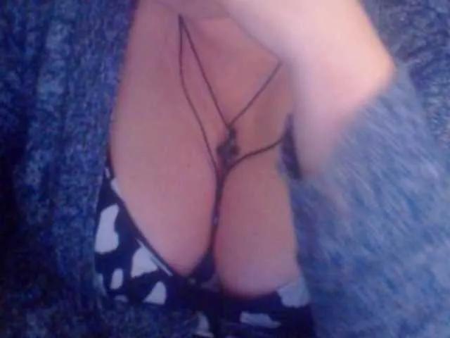 mayalove4u from BongaCams