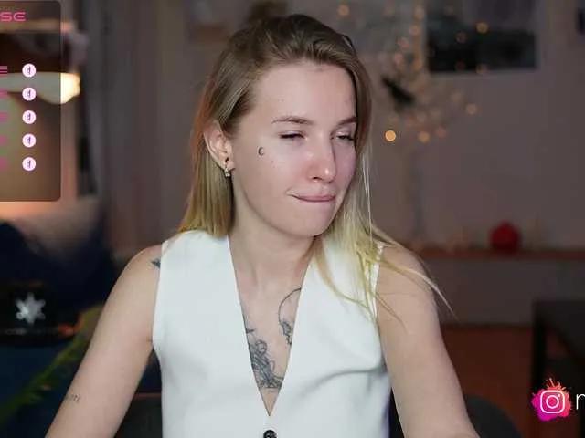 Explore 25 years old mel-collins from BongaCams mel-collins from BongaCams