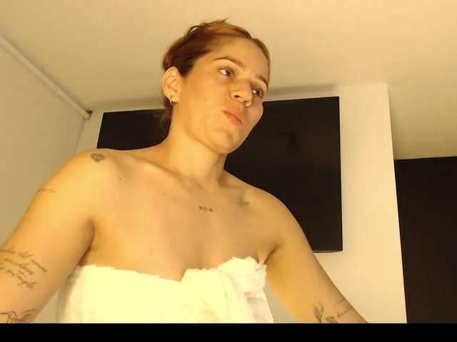 Try 33 years old Melanny-gil from BongaCams Melanny-gil from BongaCams