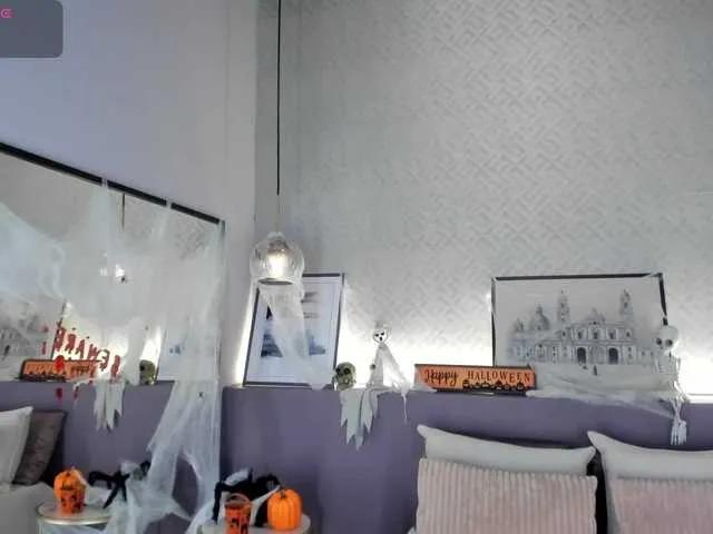 MiaKay from BongaCams