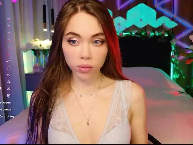 MimiForce from BongaCams