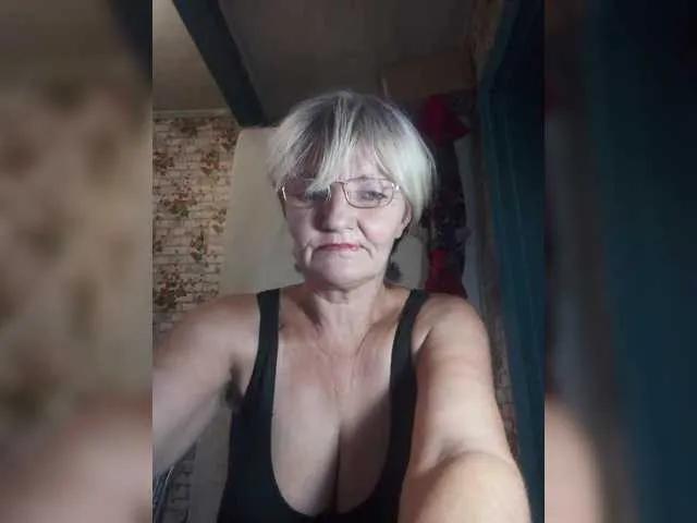 Checkout NikaGold45, she wants to masturbate for you NikaGold45 from BongaCams