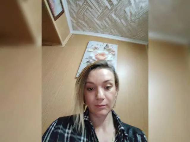 Olia-81 from BongaCams