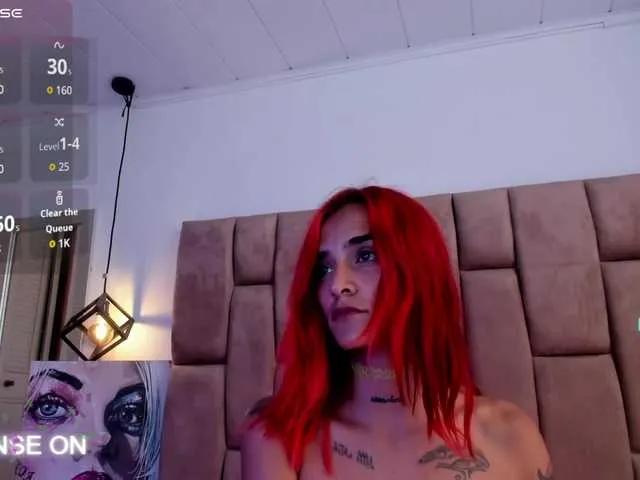 RavynRouge from BongaCams