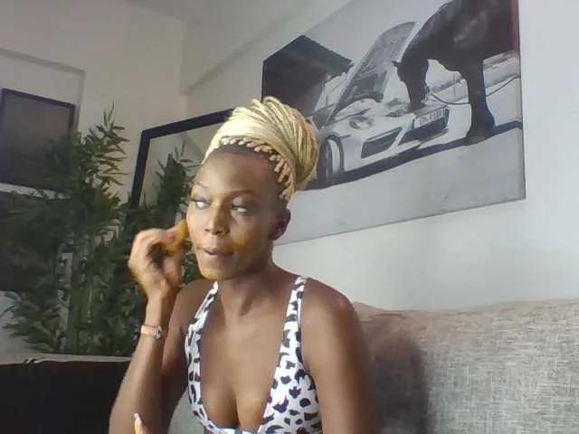 Discover naked performer Sexymaya22 Sexymaya22 from BongaCams