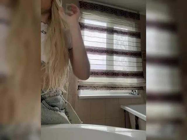 Admire sweet escort X-NaStyA-x x-NaStyA-x from BongaCams