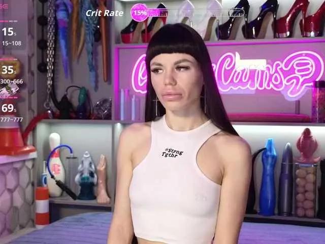 Hot Youlalia wants you to fuck her body now Youlalia from BongaCams