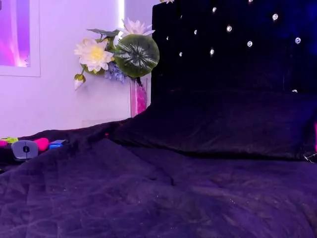 Masturbate to dirty performer Zamantta- Zamantta- from BongaCams