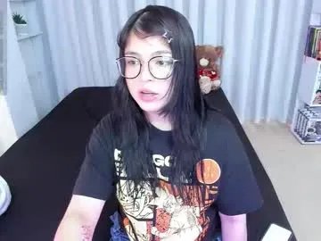 _misshoneyxx from Chaturbate