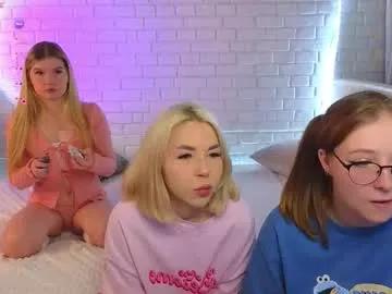 Checkout 18 years old _ramune_ from Chaturbate _ramune_ from Chaturbate