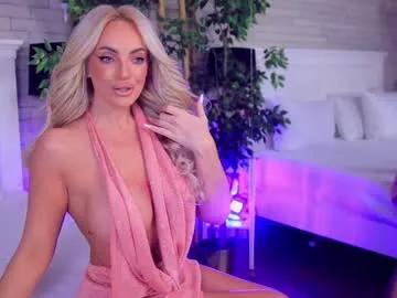 Masturbate to 32 years old anabellastar from Chaturbate anabellastar from Chaturbate