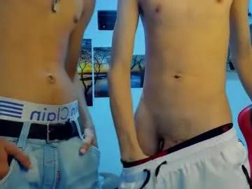 Cute andrew_2811 from Chaturbate andrew_2811 from Chaturbate