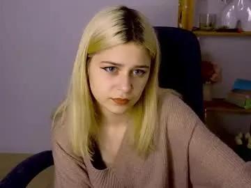 Hot Apheliastar wants you to fuck her body now apheliastar from Chaturbate