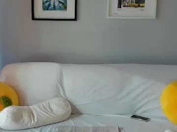 Checkout Chaturbate's Bella_hot77 bella_hot77 from Chaturbate