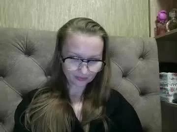 Checkout 37 years old belleamiee from Chaturbate belleamiee from Chaturbate
