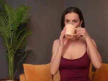 calliadesigner from Chaturbate