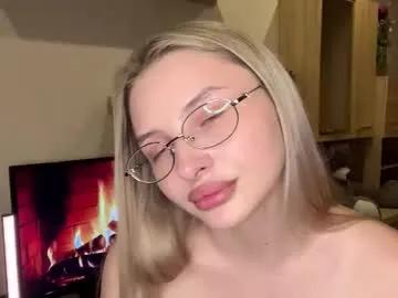 Try Deonnagarn, she wants to masturbate for you deonnagarn from Chaturbate