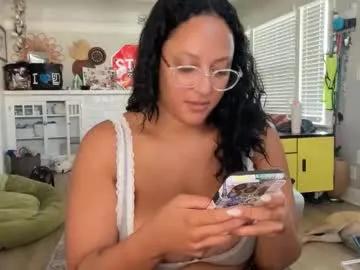 Explore sexy performer Dreamyriri dreamyriri from Chaturbate