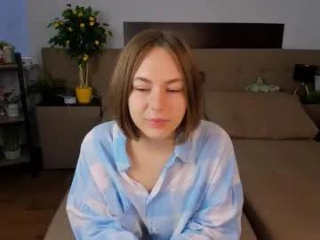 elma_lily from Chaturbate