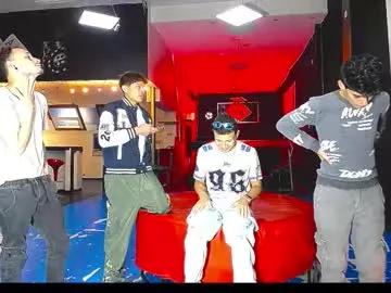 Hot Extrangers wants you to fuck his body now extrangers from Chaturbate