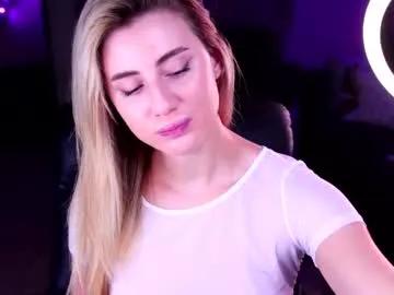 Discover Flirty_kitty1, she wants to masturbate for you flirty_kitty1 from Chaturbate