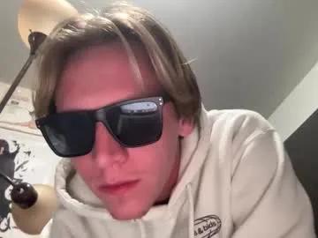 gavinnumbers from Chaturbate