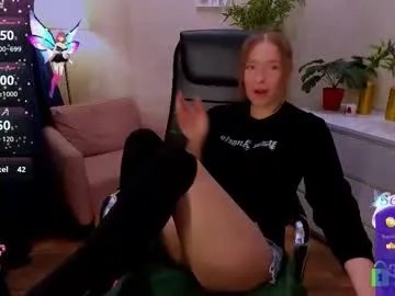 ghostly_temptation from Chaturbate