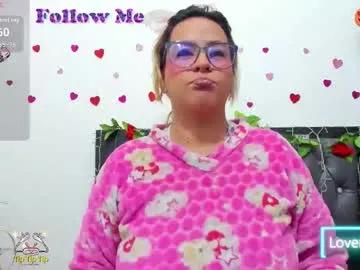 Explore Chaturbate's Hazel_34 hazel_34 from Chaturbate