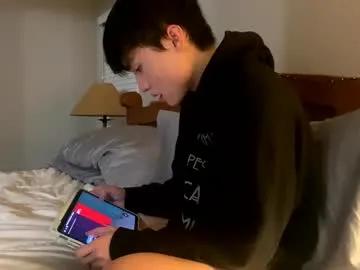 hottiewithabody101 from Chaturbate