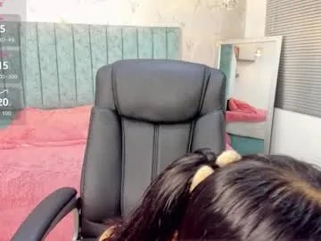 isabella_kovaaa from Chaturbate