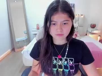 Checkout hot slut Issa_loren issa_loren from Chaturbate