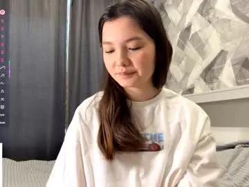 Checkout Chaturbate's Kassandrataulbee kassandrataulbee from Chaturbate