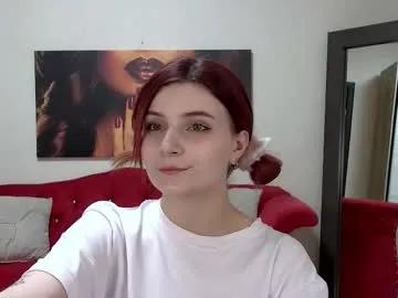 Discover naked camwhore Kellystoneys kellystoneys from Chaturbate