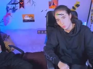 Explore 21 years old khloebeauty from Chaturbate khloebeauty from Chaturbate