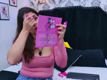 lexaderuso from Chaturbate