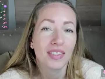 Try 37 years old melodyys from Chaturbate melodyys from Chaturbate