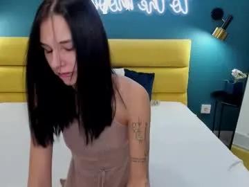 molly__cutie from Chaturbate